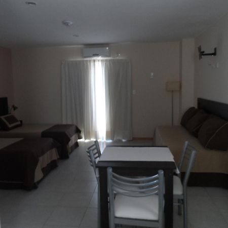 Apart Hotel Granada Neuquén Szoba fotó